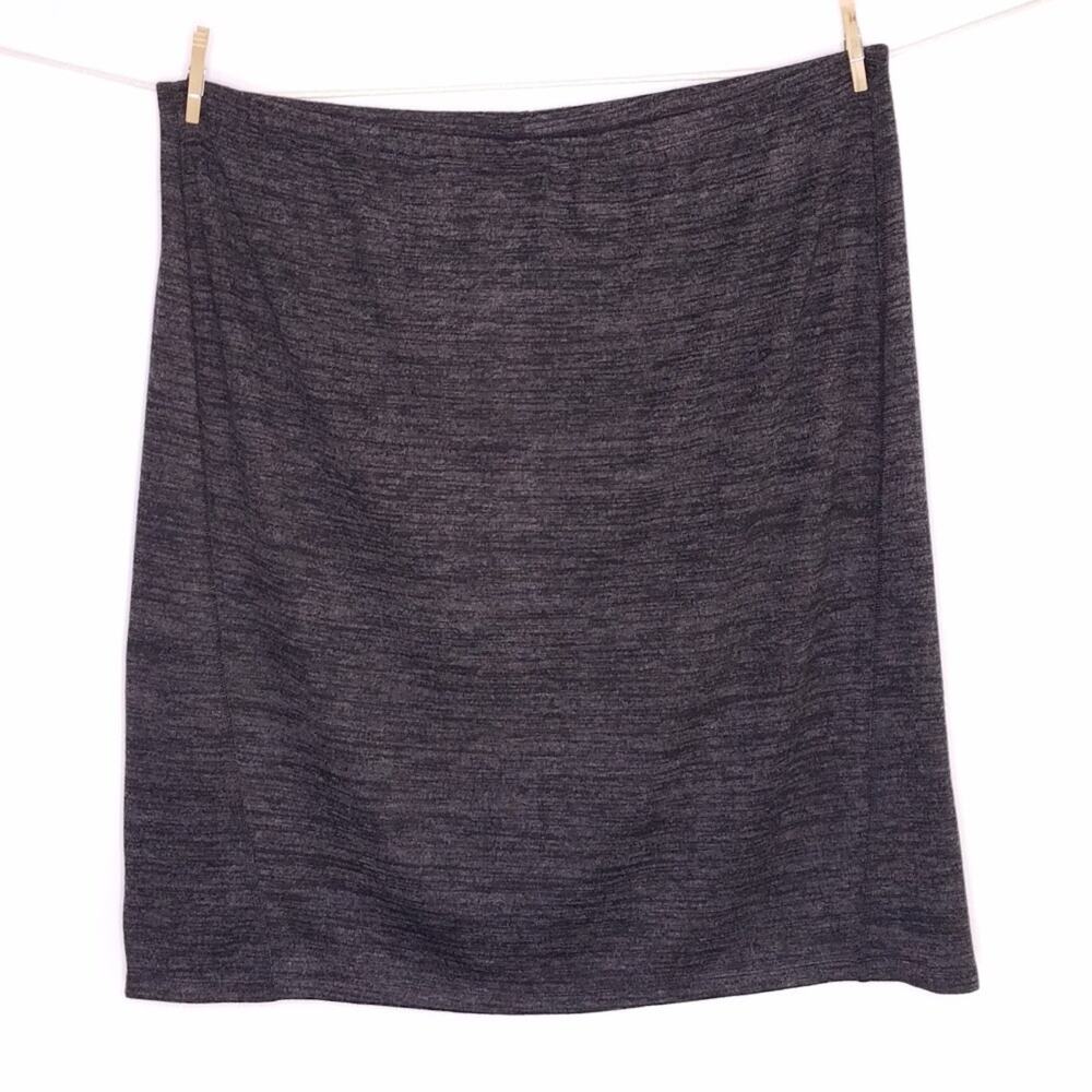 Logo by Lori Goldstein Skirt Size 3X Gray Elastic Waist Stretch Knit Pull On
